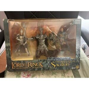 Lord of the Rings - Defeat of Sauron Battle of the Last Alliance Playset Toybiz
